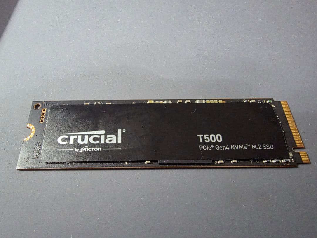 クルーシャル　crucial T500 2TB M.2 SSD
