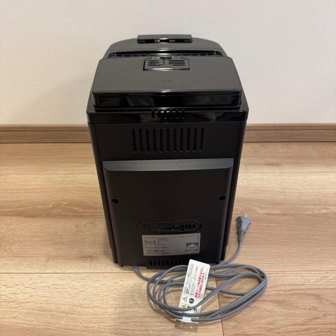 【美品】DeLonghi デロンギ マグニフィカスタート ECAM22020B