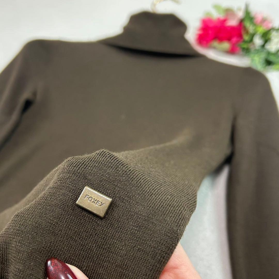 K664 美品 M フォクシー ロゴプレート 長袖 ニット ブラウン レディース