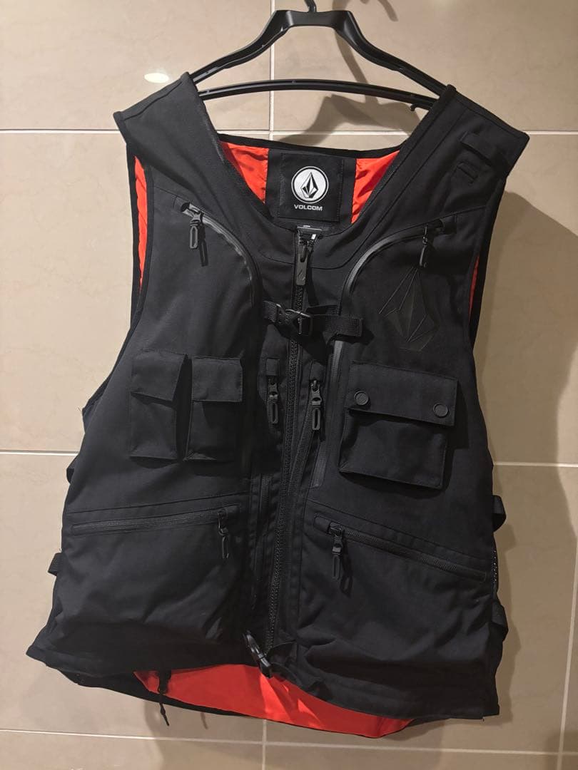 VOLCOM Iguchi Slack Vest ボルコム　イグチ　ベスト