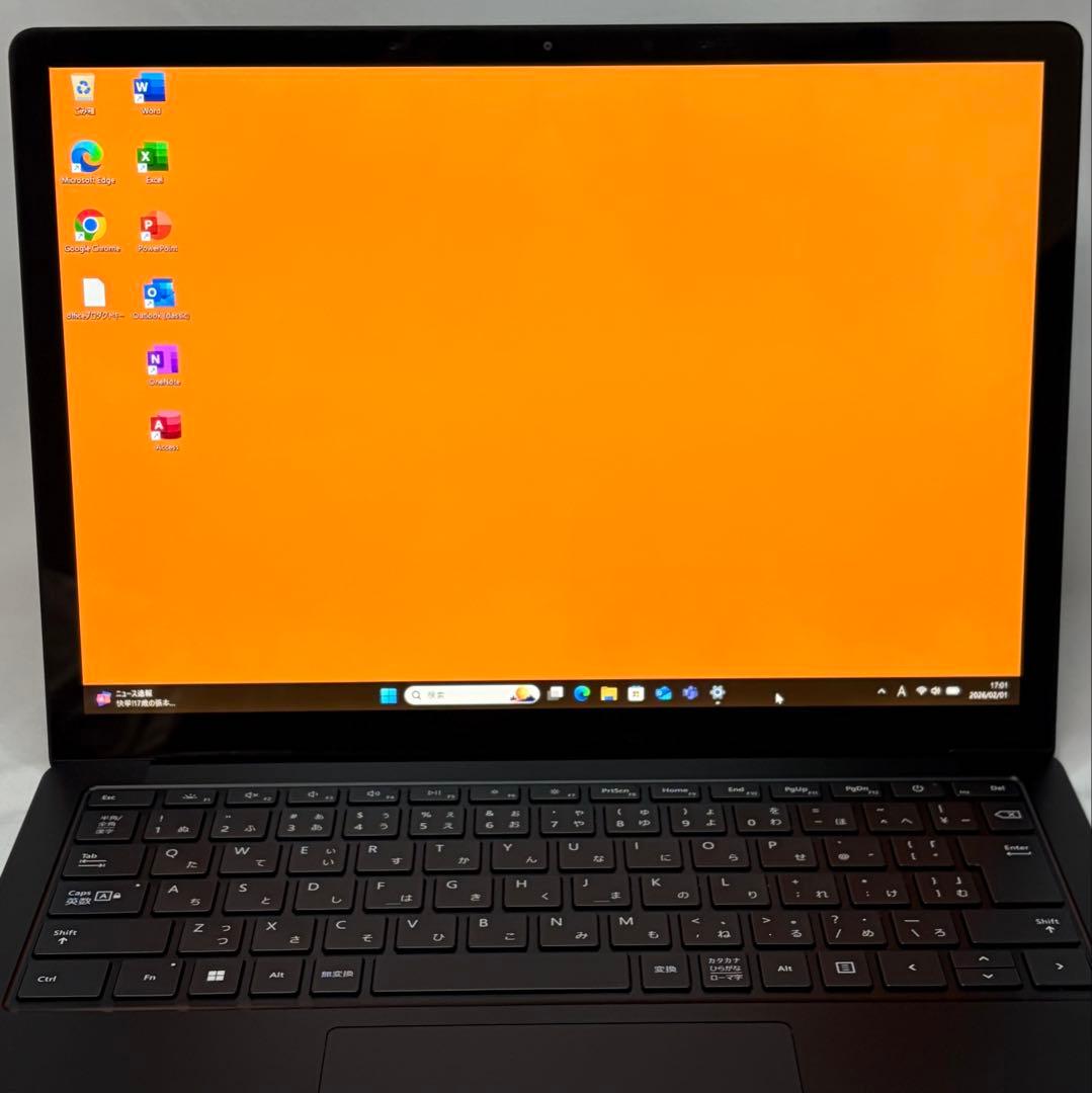 美品 SURFACE LAPTOP 4 第11世代 i7 16GB 13.5型