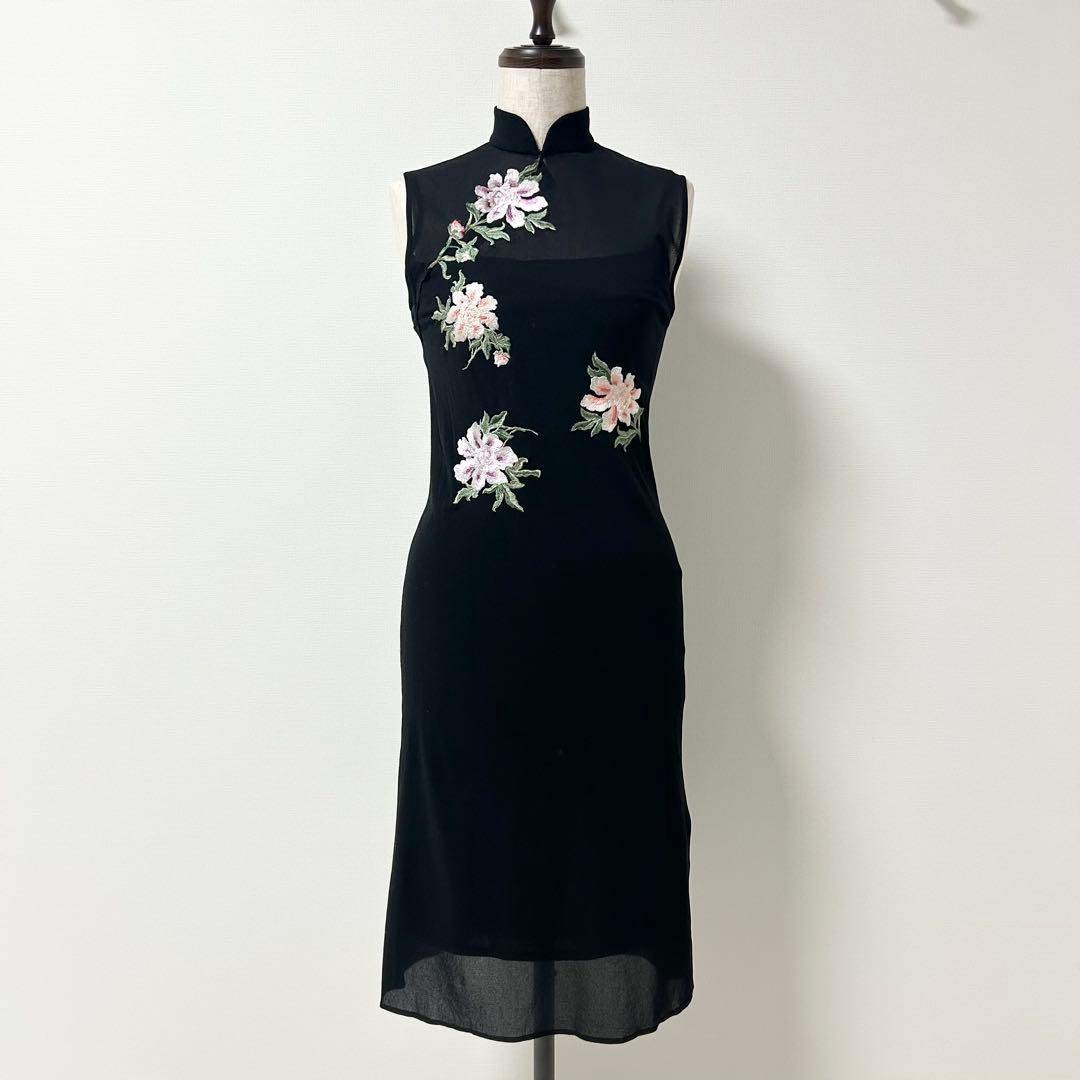 ヴィヴィアンタム　チャイナワンピース　パワーネット　花柄刺繍