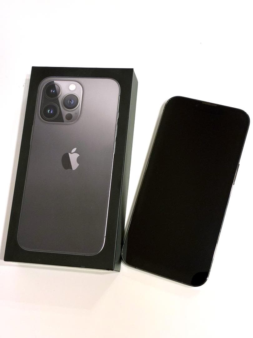 iPhone 13 Pro 256GB SIMフリー 美品 バッテリー82%