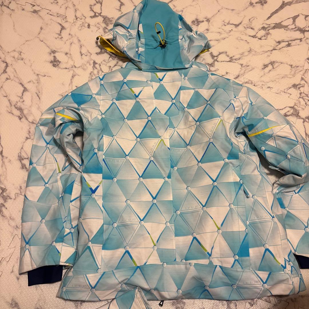 良品　phenix スキーウェア　セットアップ　Mサイズ