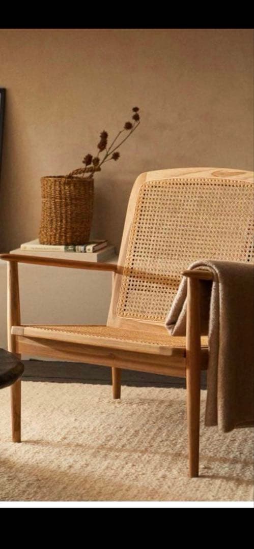 ZARA  ラタン調チェア