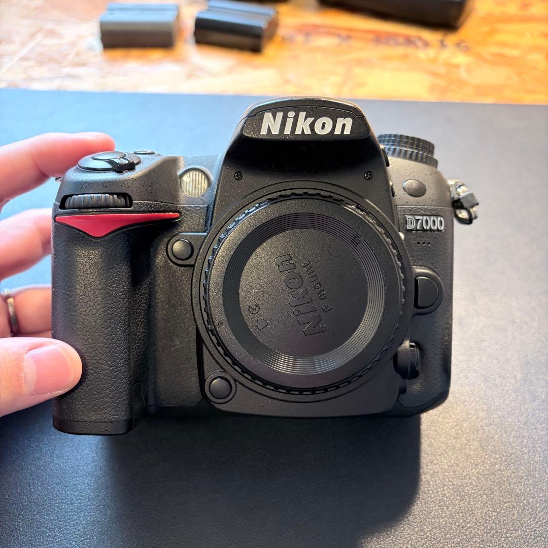 Nikon D7000 デジタル一眼レフ本体 おまけ多数【現状品】
