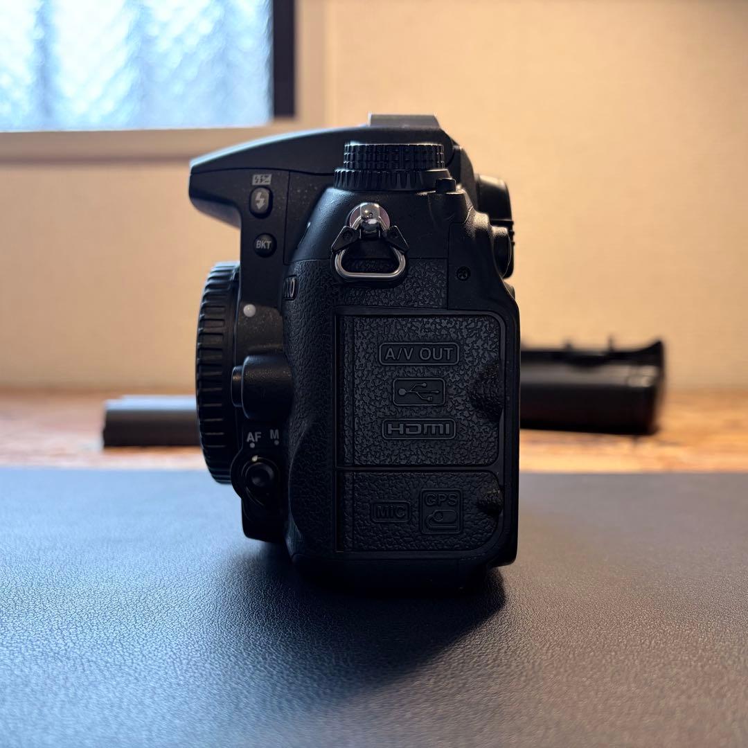 Nikon D7000 デジタル一眼レフ本体 おまけ多数【現状品】