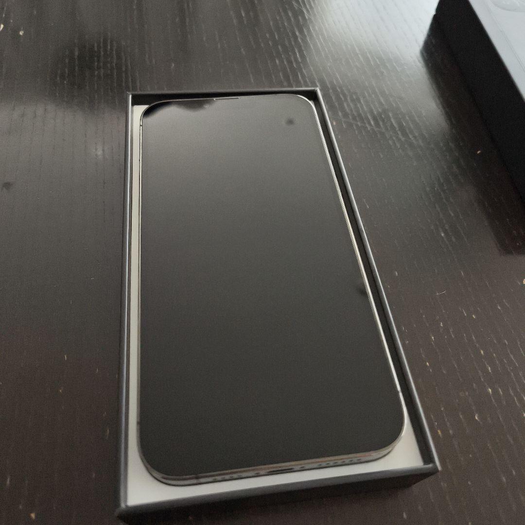 iPhone 13 Pro MAX SIMフリー 128GB グラファイト