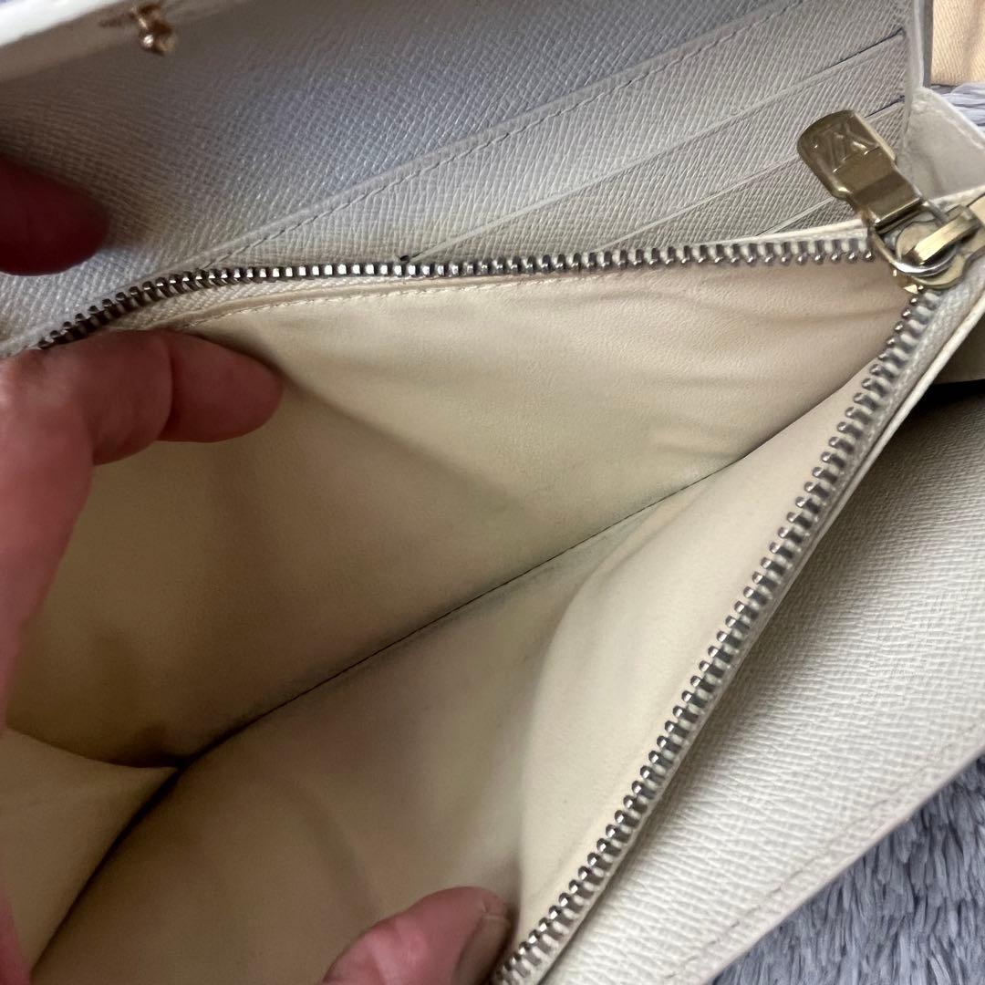 ルイヴィトン　ポルトフォイユサラ　ダミエアズール　ホワイト　長財布