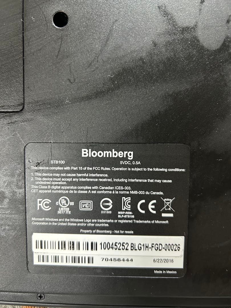 K*n様 Bloomberg STB100 USBキーボード