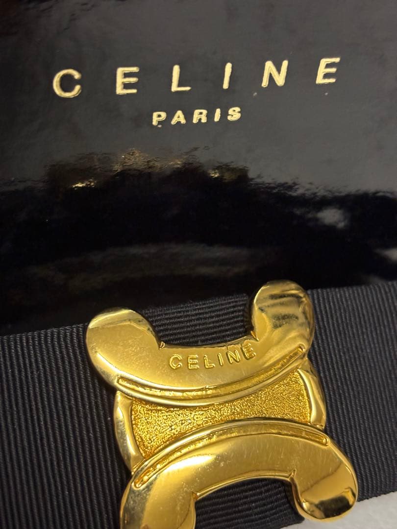 CELINE ゴールドバックル ヘアアクセサリー