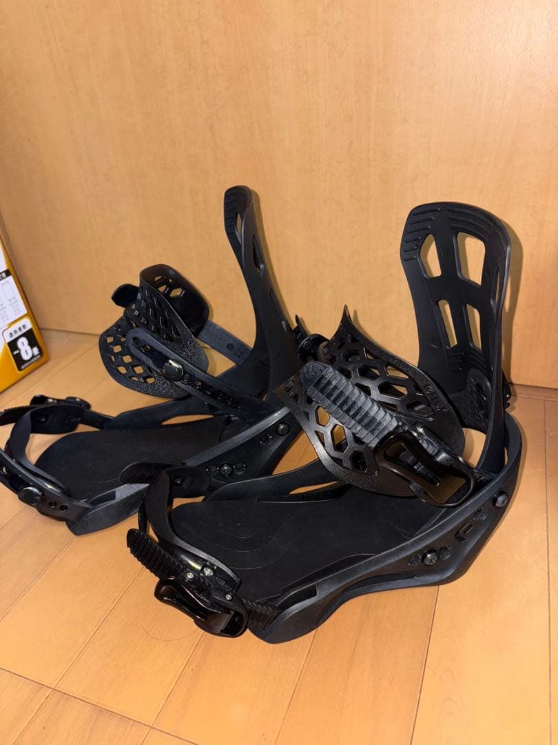 FLUX EM スノーボードビンディング　Mサイズ