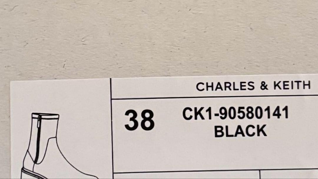 CHARLES & KEITH サイドジップアンクルブーツ black