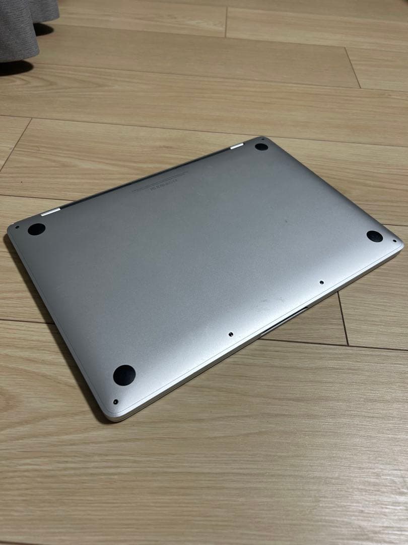 【ジャンク】MacBook Pro（2018年頃購入）電源入らず