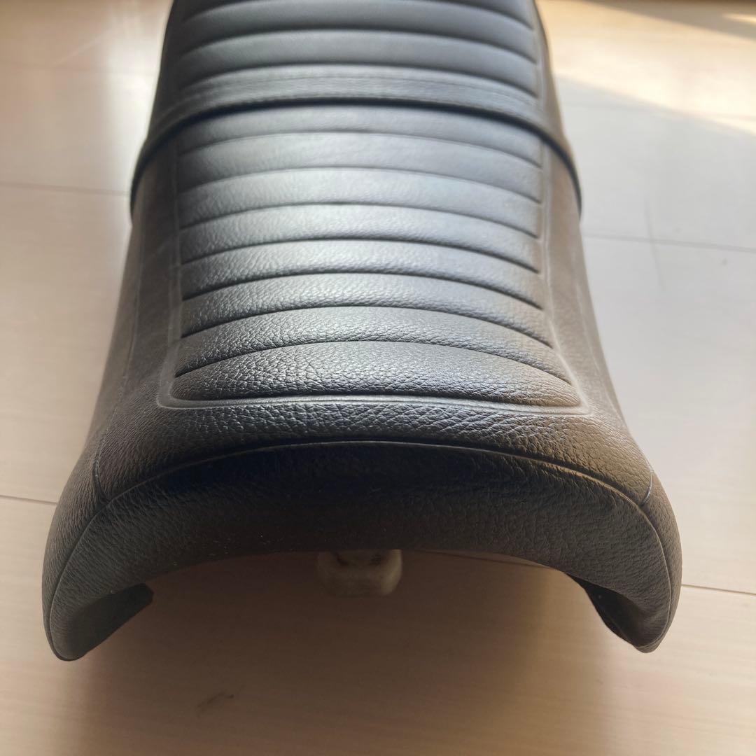 250TR Kawasaki 純正　バイクシート 黒