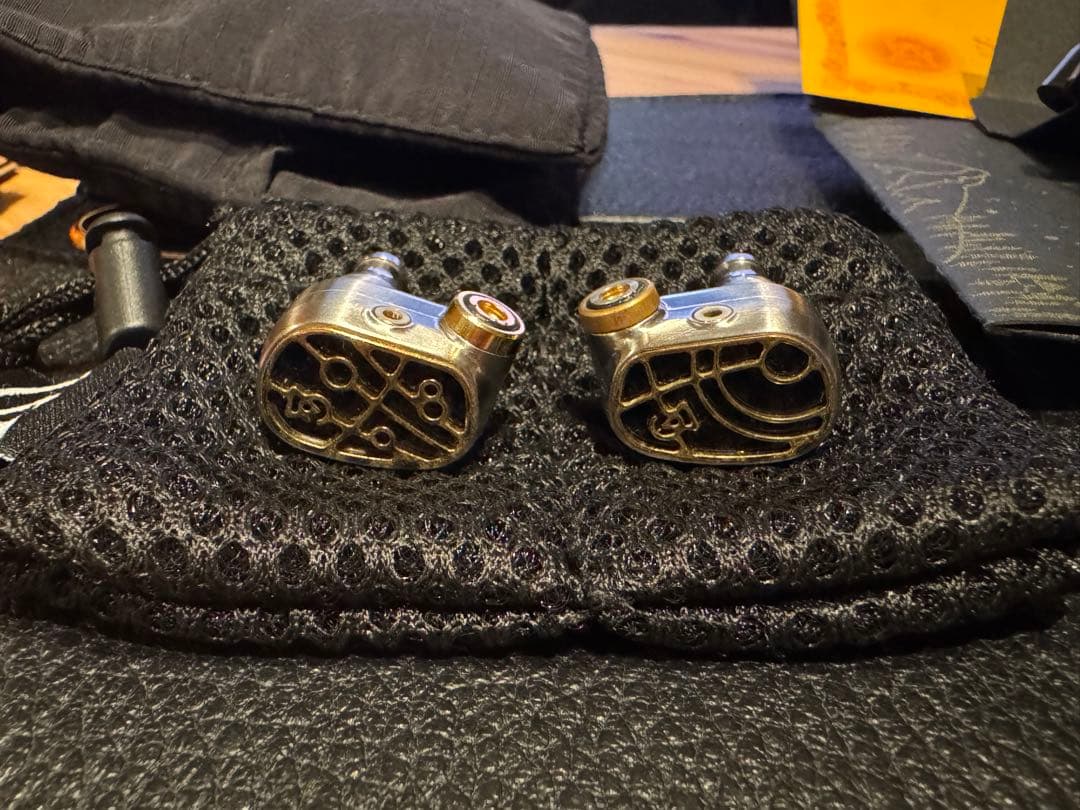 イヤホン Campfire Audio Solaris Stellar Horizon