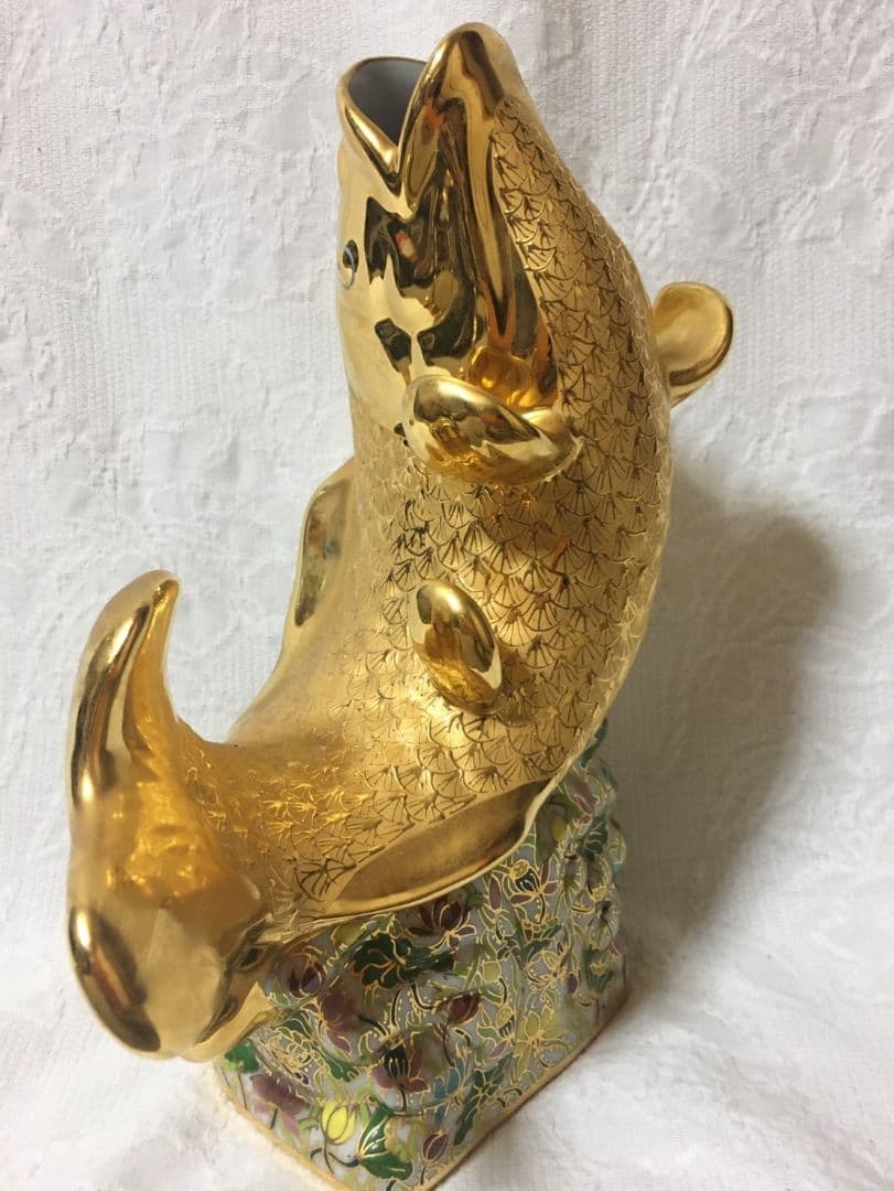 リキ(要プロフ確認) ベンジャロン焼き　タイ製 鯉の置物 花瓶 蓋付き湯の