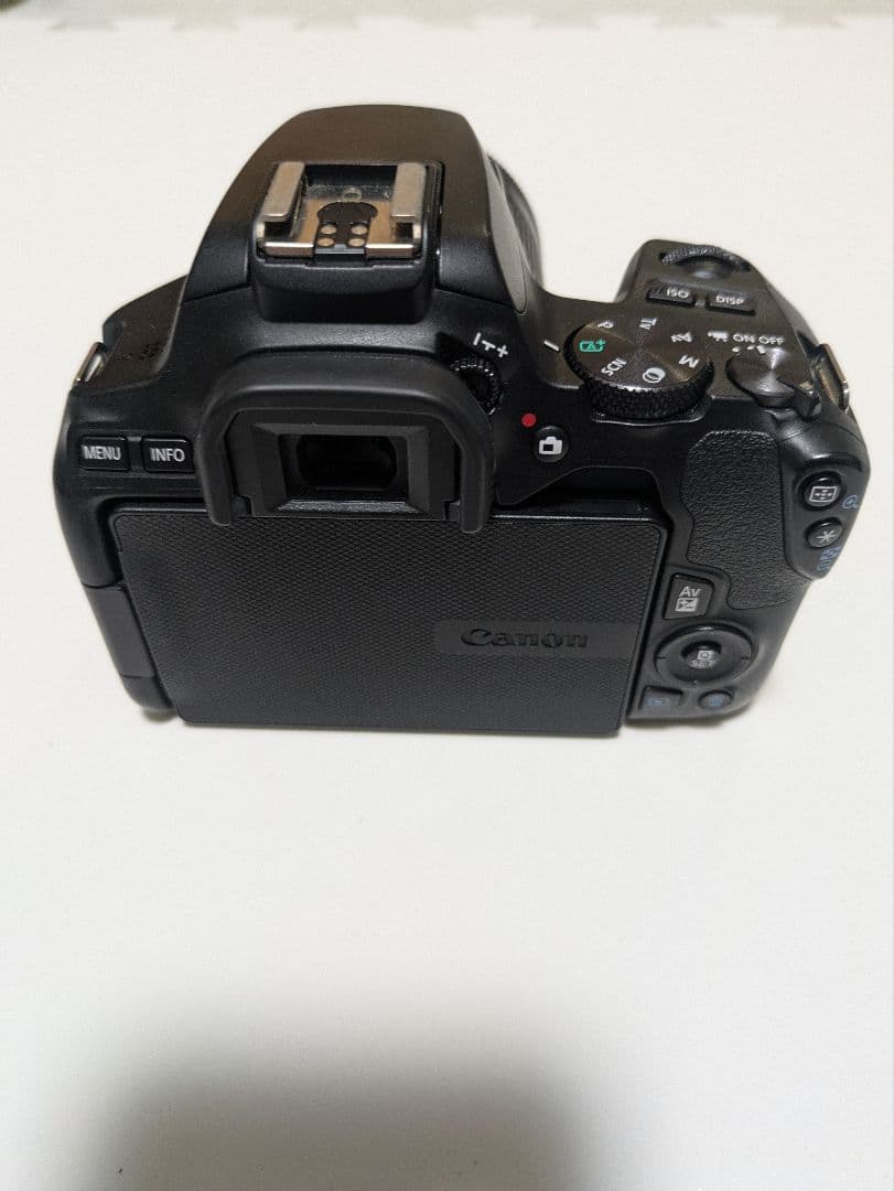Canon EOS Kiss X10一眼レフ バッテリー2個 SDカード16GB