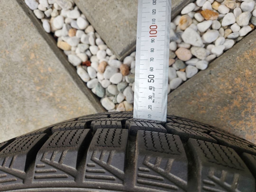 16インチ DUNLOPスタッドレスタイヤトヨタ ホイールセット