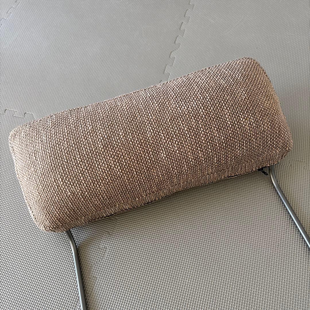 カリモク　ヘッドレスト