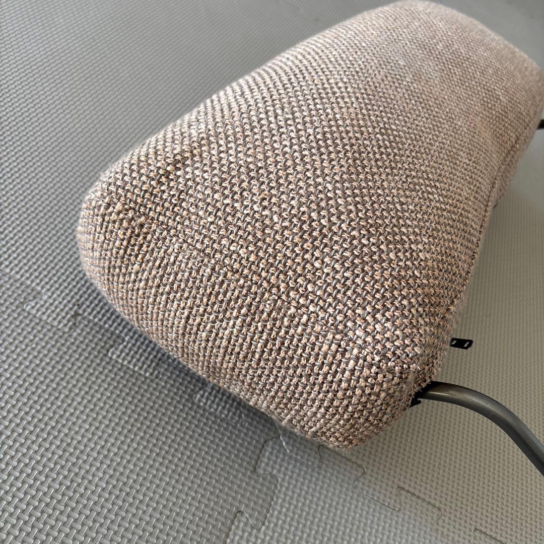 カリモク　ヘッドレスト