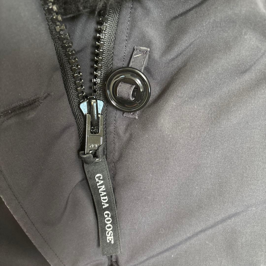 カナダグース　BRONTE PARKA ブロンテ フード付き ダウンジャケット