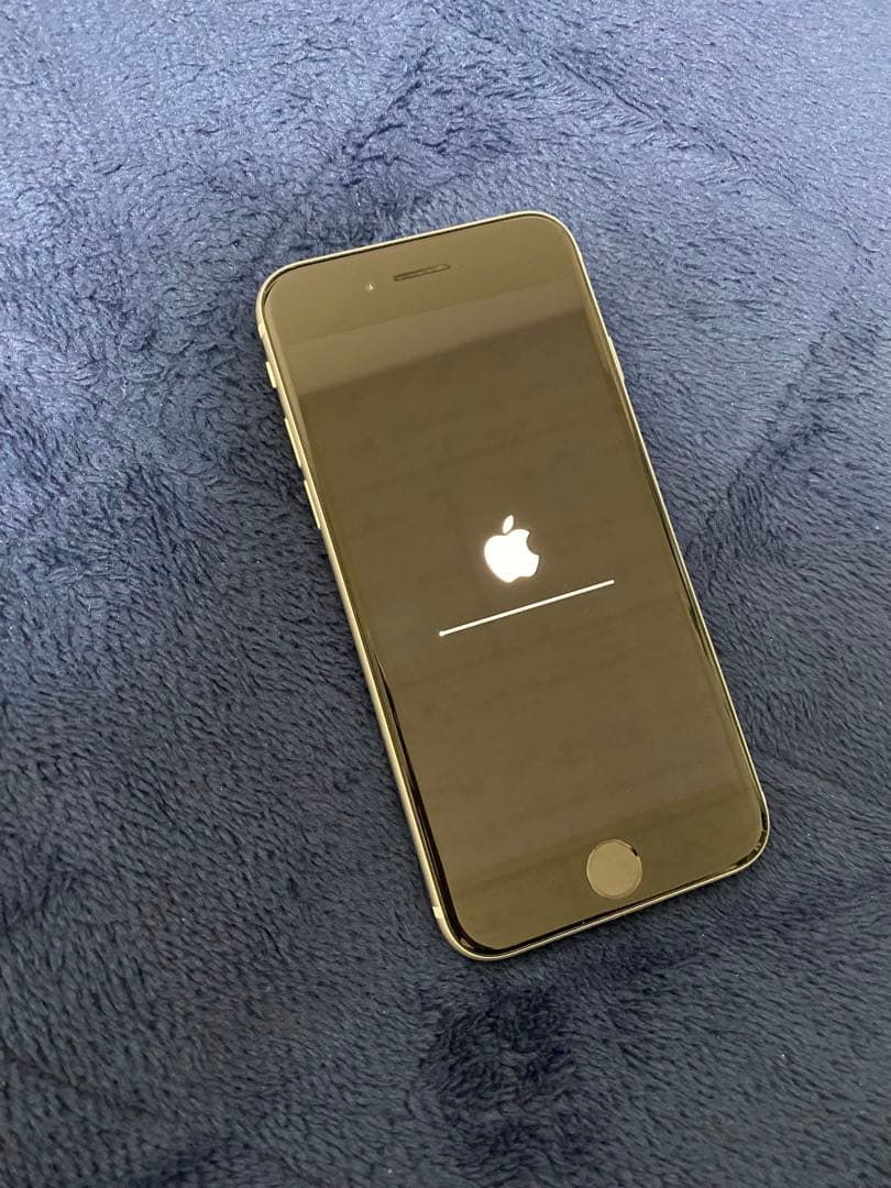 iPhone SE 第2世代 64GB SIMフリー（ロック解除済）