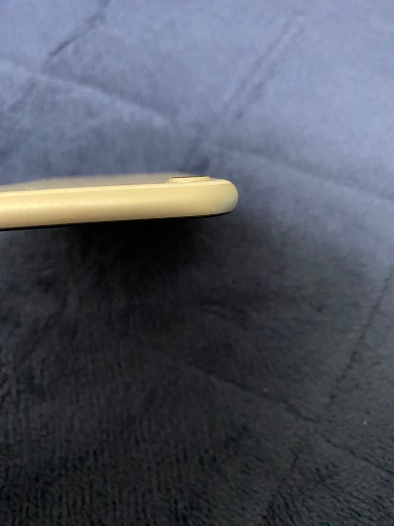 iPhone SE 第2世代 64GB SIMフリー（ロック解除済）