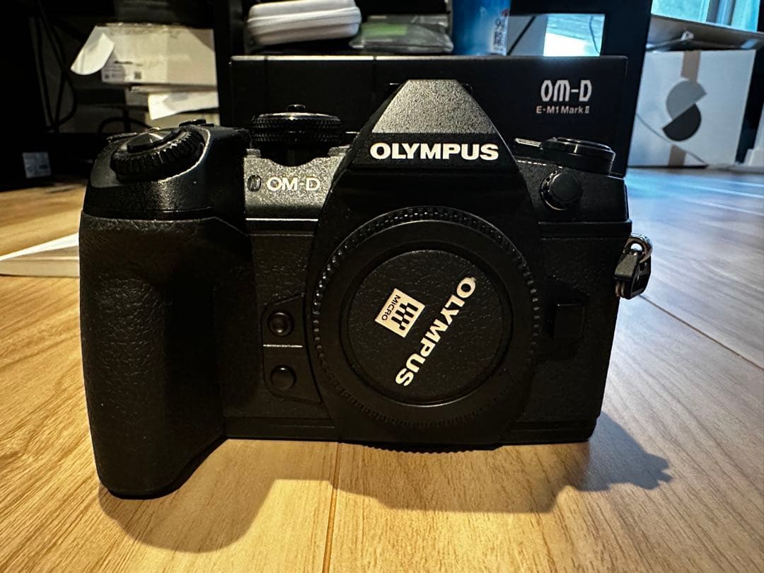 OLYMPUS OM-D E-M1 Mark II 本体と付属品