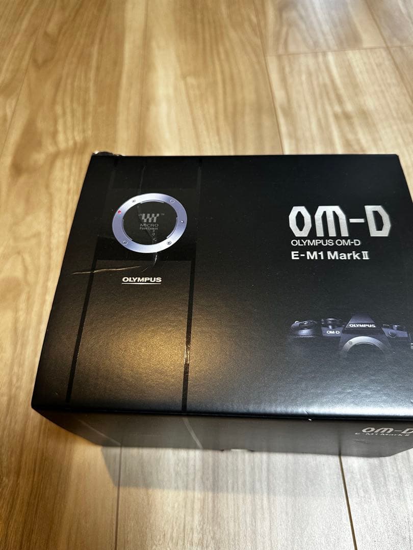 OLYMPUS OM-D E-M1 Mark II 本体と付属品