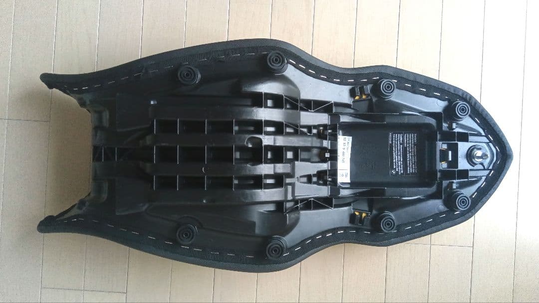  F900XR 純正ローシート 52539480745