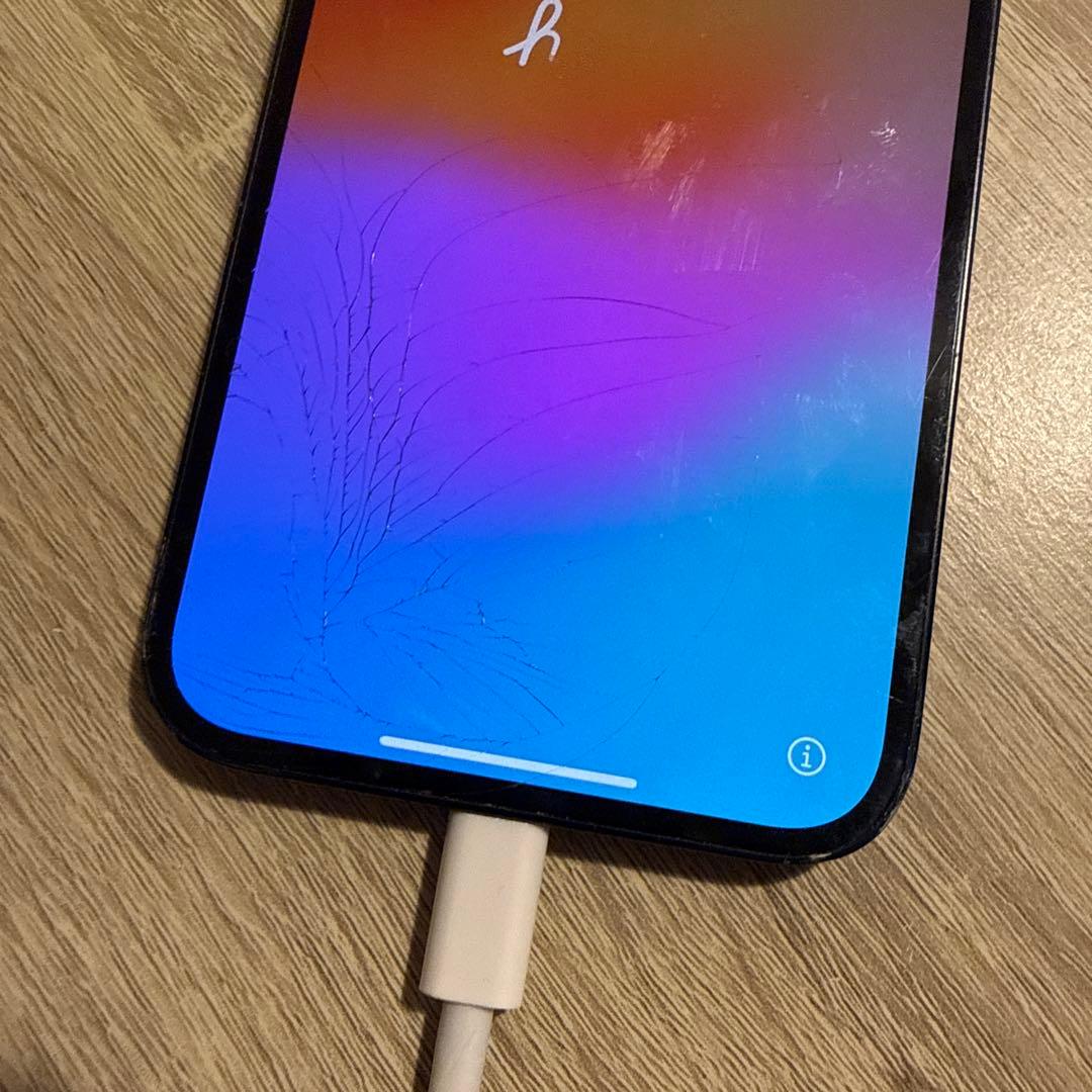 iPhone 14Plus 128GB 前後ヒビ割れ