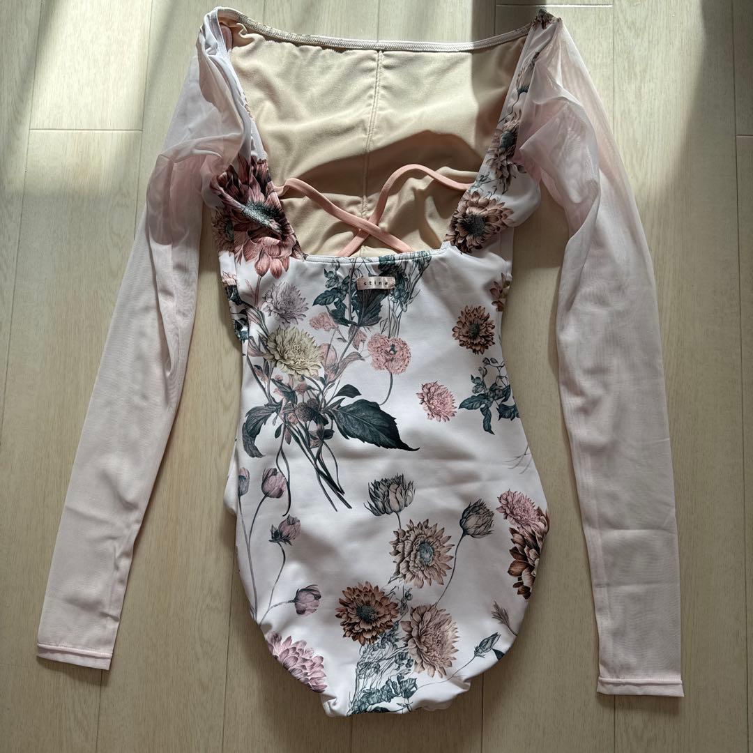 ま*ん様 stina レオタード　Sサイズ