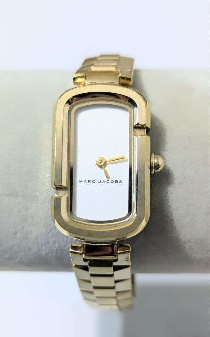 MARC JACOBS 腕時計　ゴールド　MJ3505