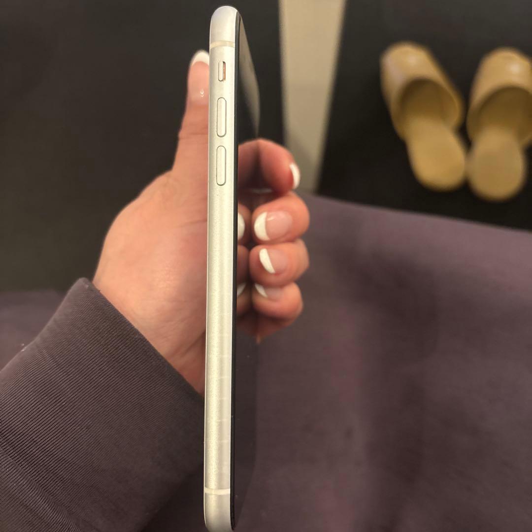 iPhone xr本体のみ