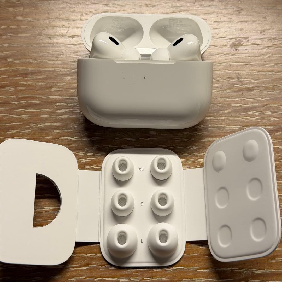 美品！AirPods Pro 2 本体 箱・充電ケース付き