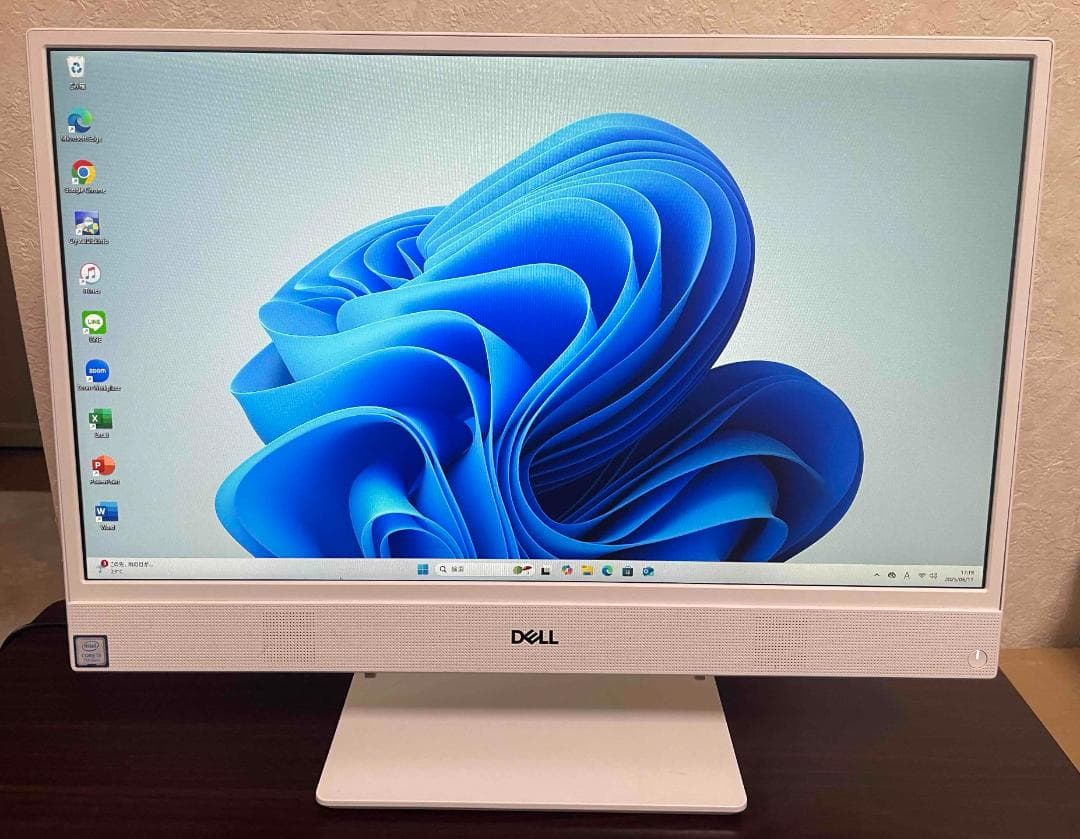 Dell 一体型PC Inspiron Office メモリ8GB SSD1TB