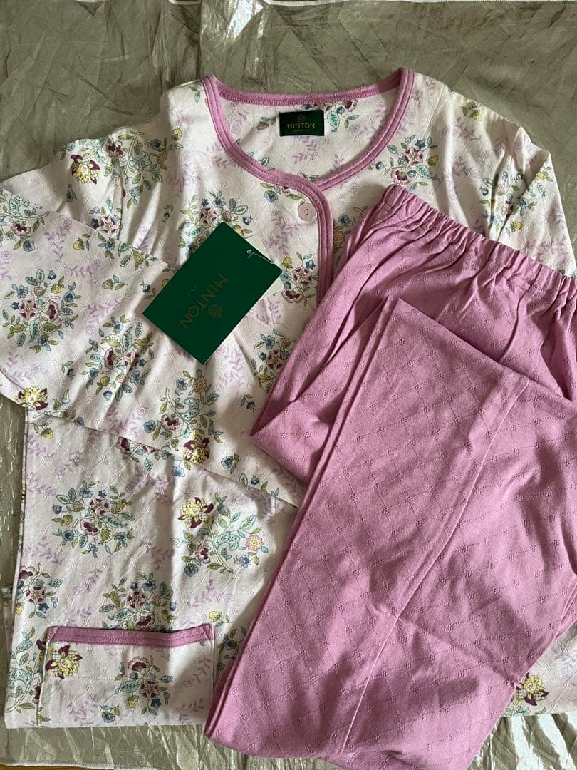 新品ワコール　ミントン　MINTON パジャマM ① 長袖