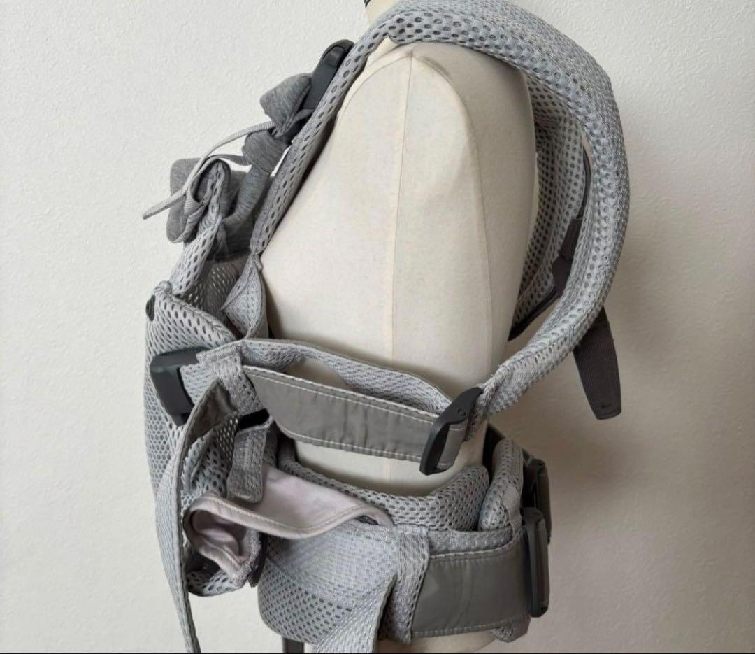 美品　ベビービョルン ハーモニー BABYBJORN 抱っこ紐 シルバー