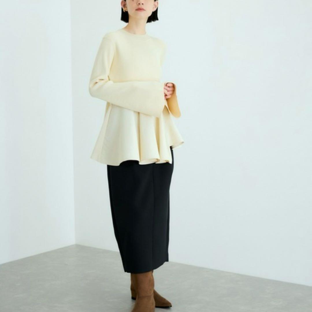 美品✨アダムエロペ　ペプラムコンビニ ットプルオーバー　トップス　ニット　白