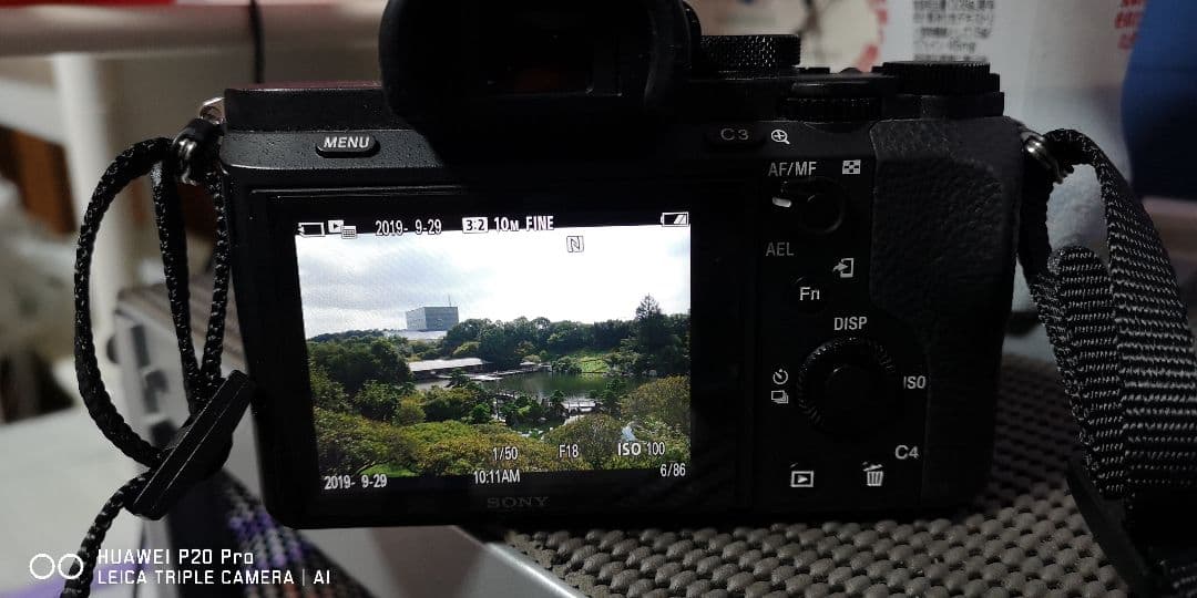 ソニー@7Ⅱフルサイズミラーレスボディ