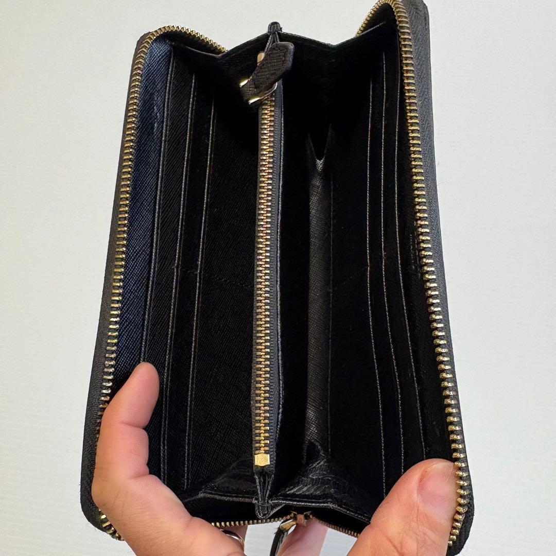 PRADA サフィアーノレザー ブラック長財布