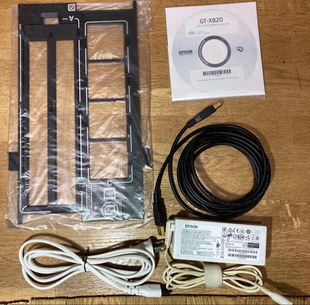 k*u様 エプソン GT-X820 フィルムスキャナー 35mmフィルムホルダ付