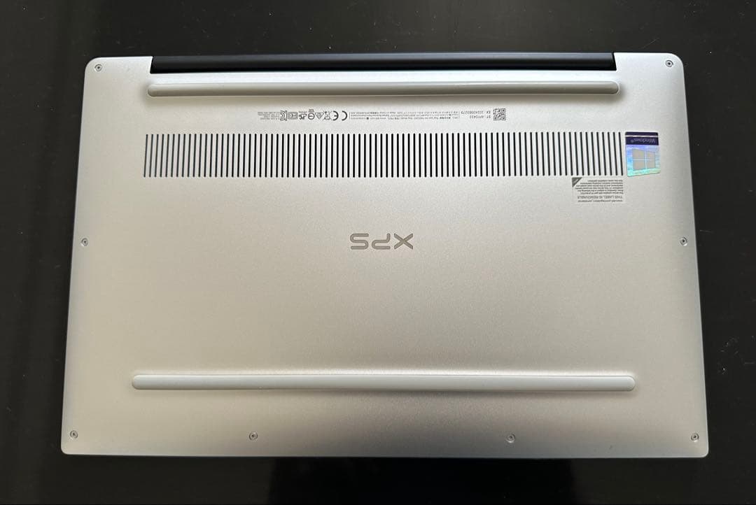 Dell xps 13 7390 i7-10710U 4K タッチパネル