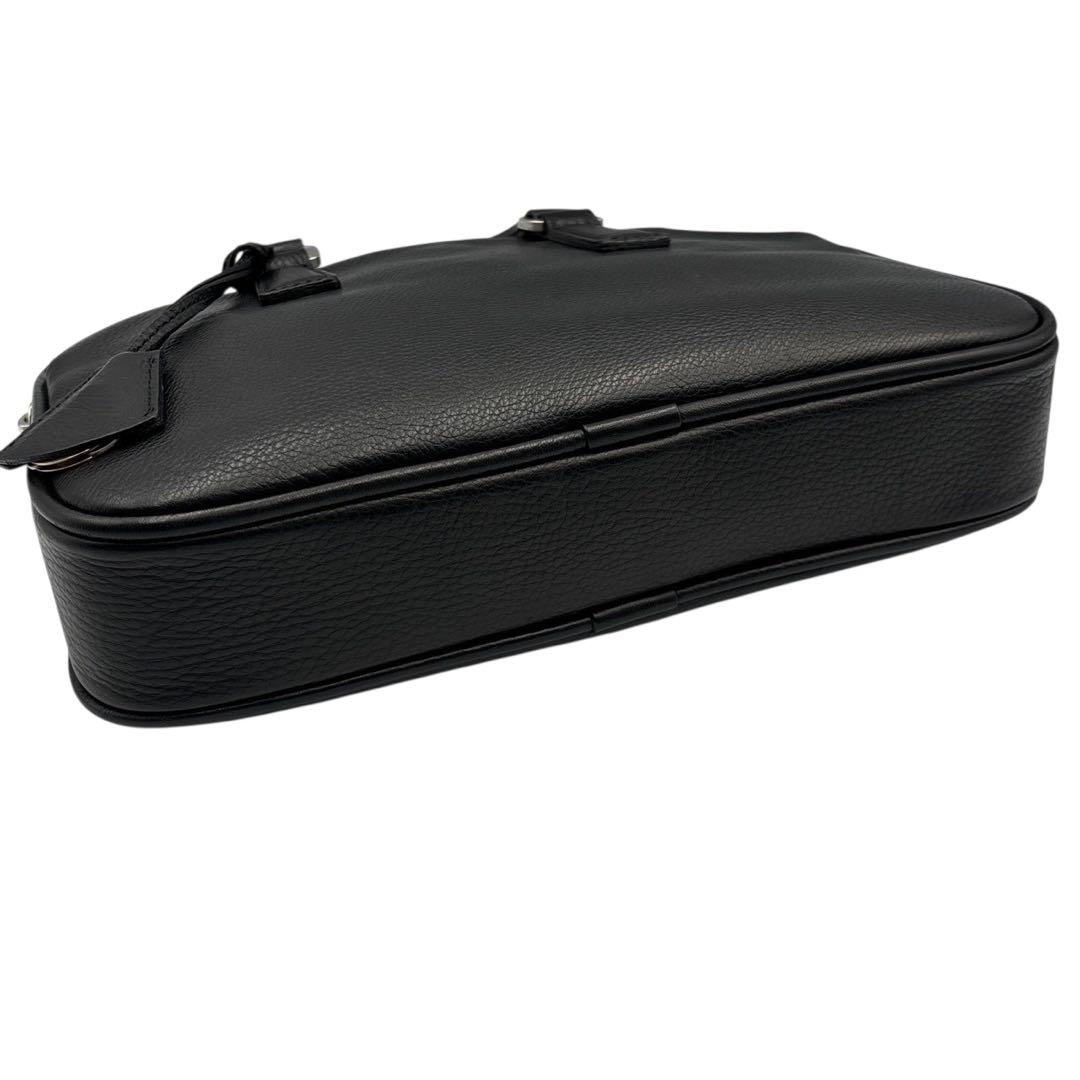 美品 アニアリ ミニブリーフケース 黒 レザー カモフラ iPad収納 B5