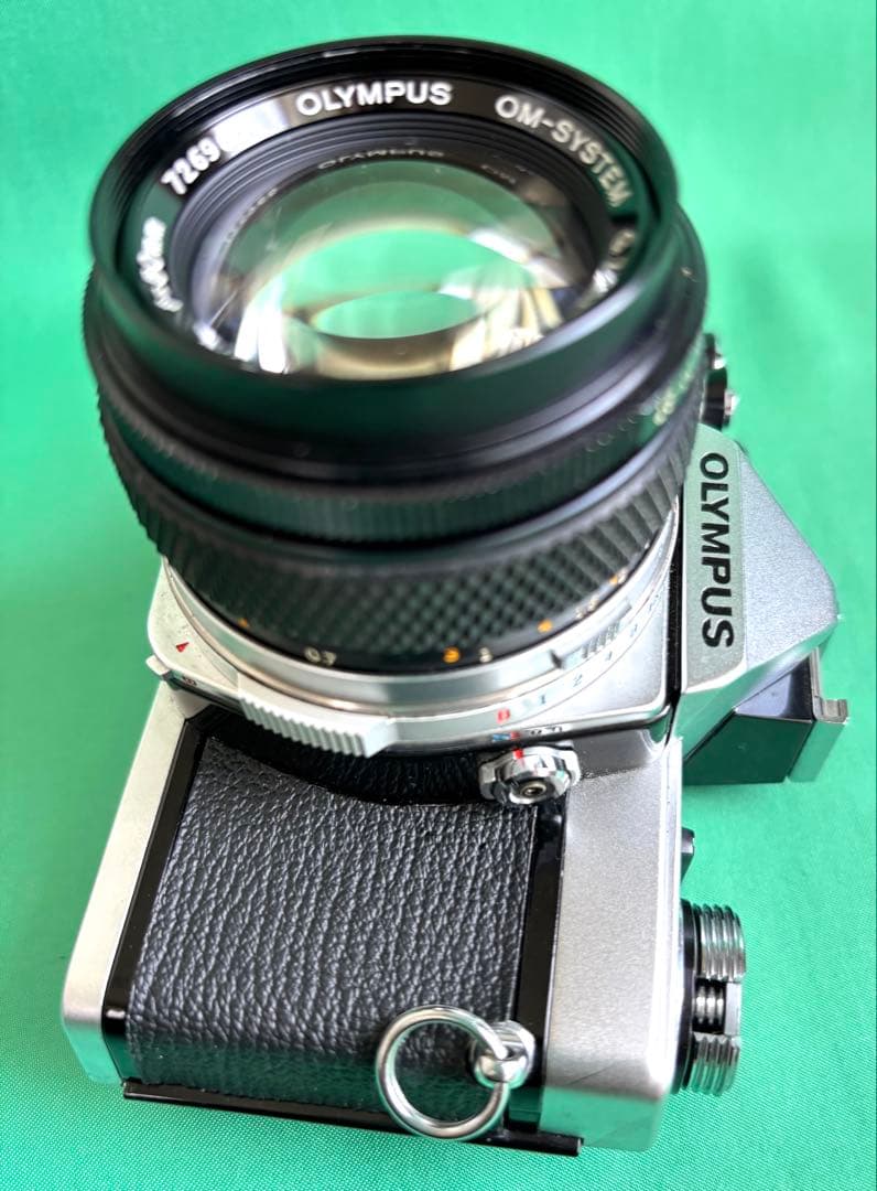 ★ OLYMPUS OM-2 (革ケース付)+ ★ 標準レンズ 50mm