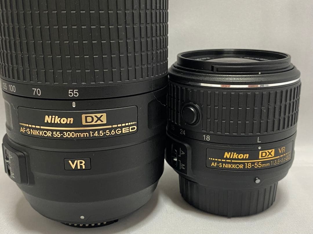 ショット数348回のみ★美品★ニコン Nikon D5300ダブルズームキット