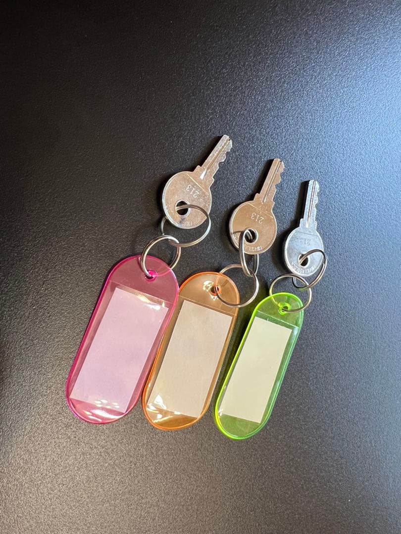 貴重品ロッカー　2セット