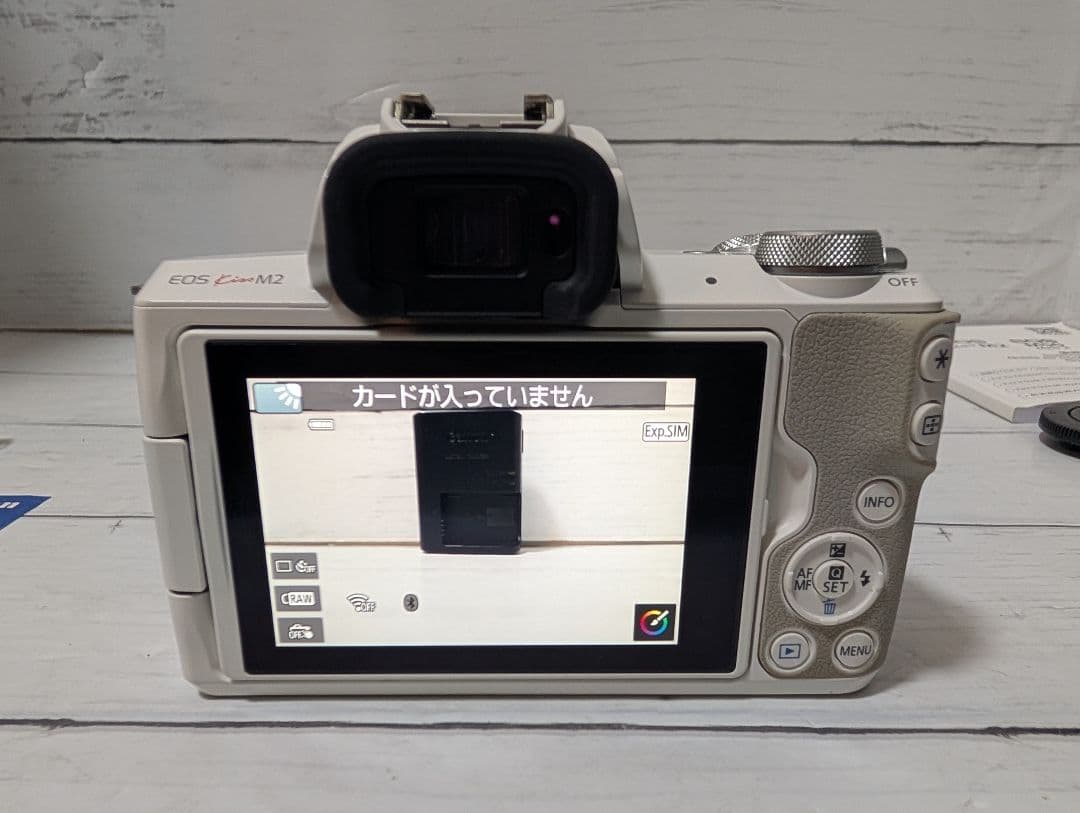 【美品】Canon EOS Kiss m2 ミラーレスカメラ ダブルレンズキット