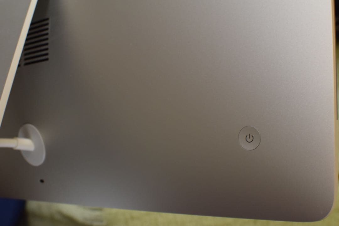 i Mac 2019年　21.5インチ　4Kディスプレイ